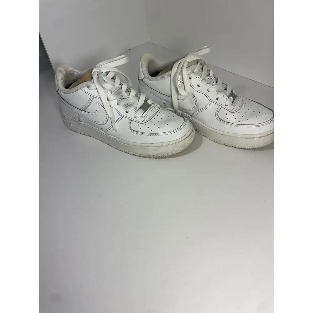 Nike Air Force 1 AF1 Low Triple White Shoes Size Women's 8 Sneakers (6Y)